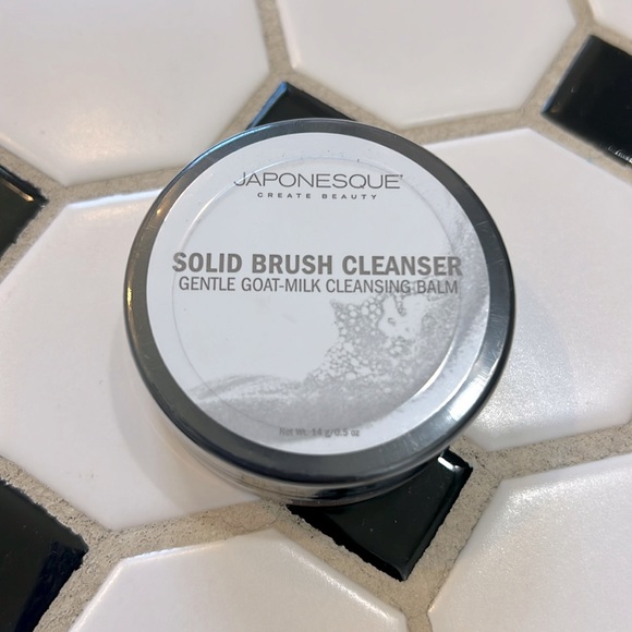 japonesque Makeup Japonesque Solid Brush Cleaner Poshmark